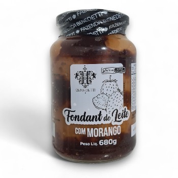 Doce de Leite Benedetti com Morango 680g